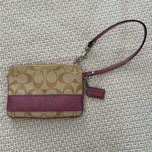 Coach Classic Wristlet